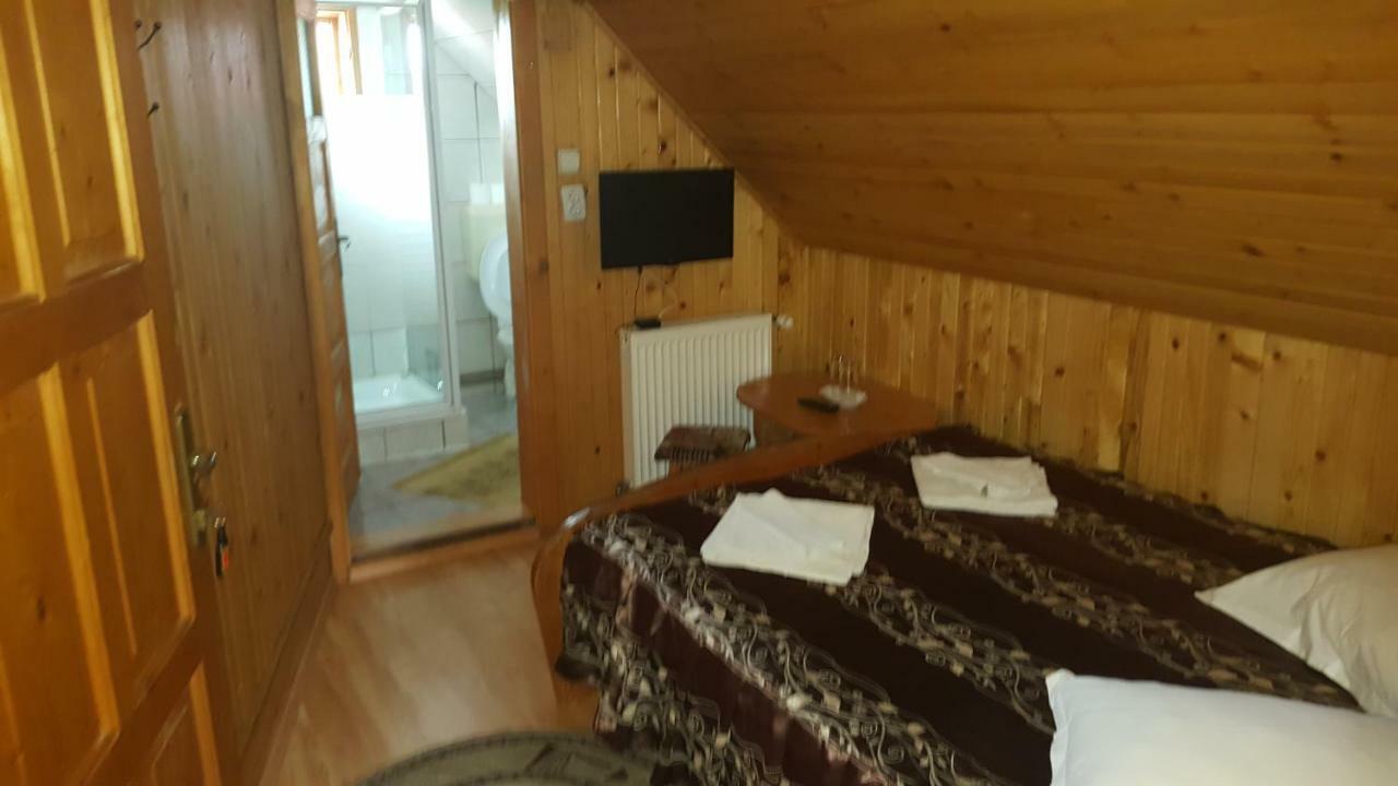 Pensiunea Dealul Frumos Bran  Exterior foto